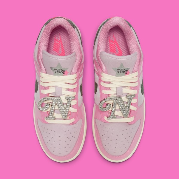 Barbie top nike shoes